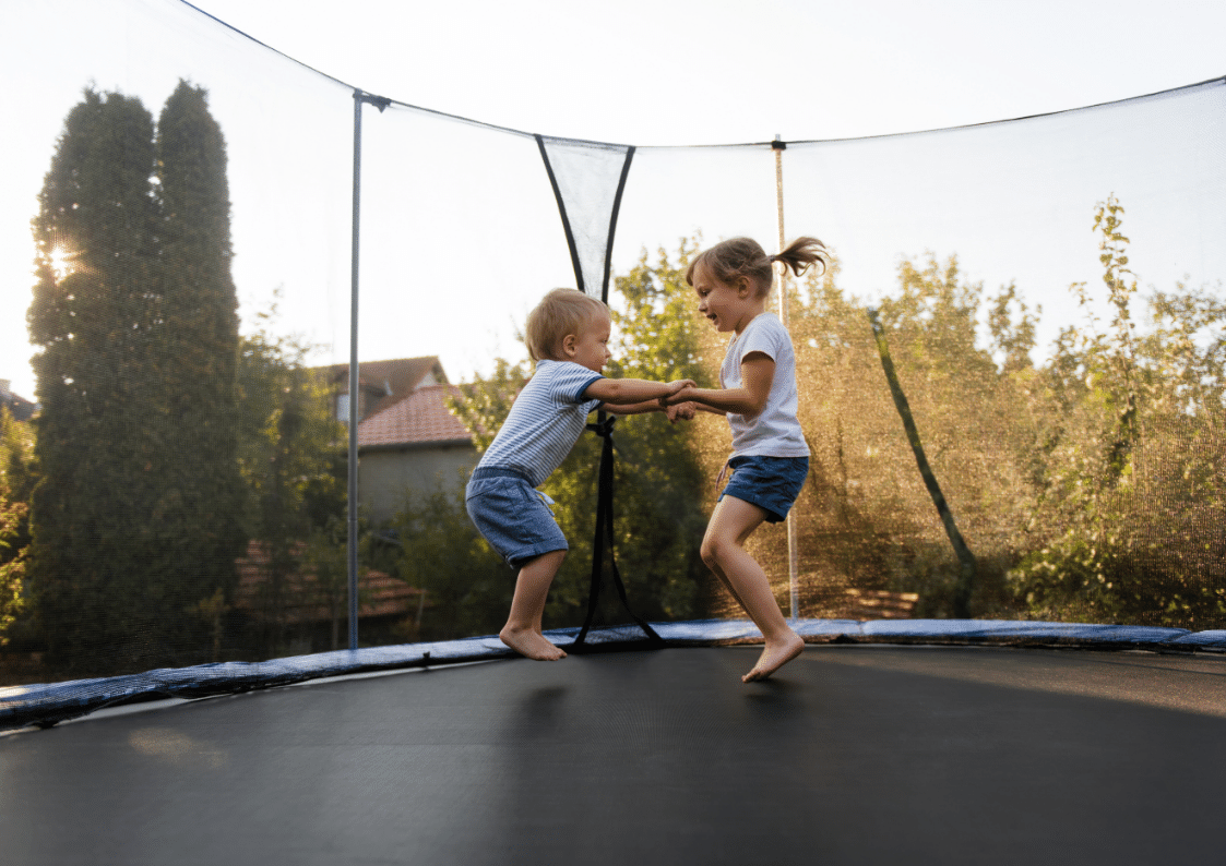 Trampolin Test 2023: De bedste trampoliner markedet | Have og Villa